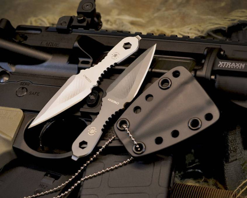 3810 Spartan Blades Шейный нож Spartan Blades Velos