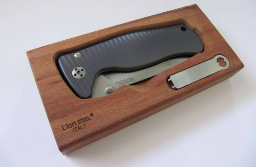 Складной нож Lion Steel SR2 G (GREY) Mini фото 4